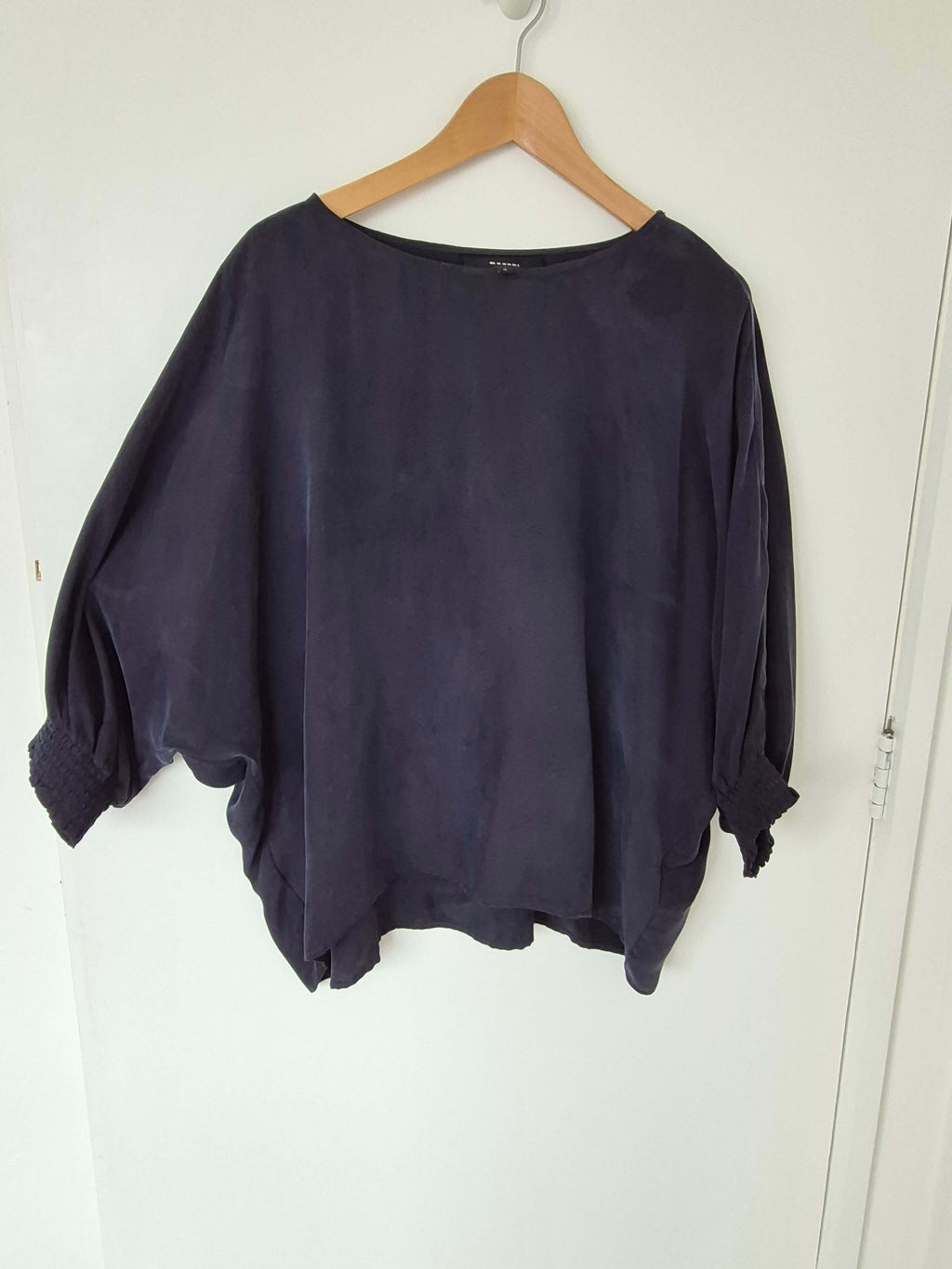 Moochi Assume Navy Top | Size M