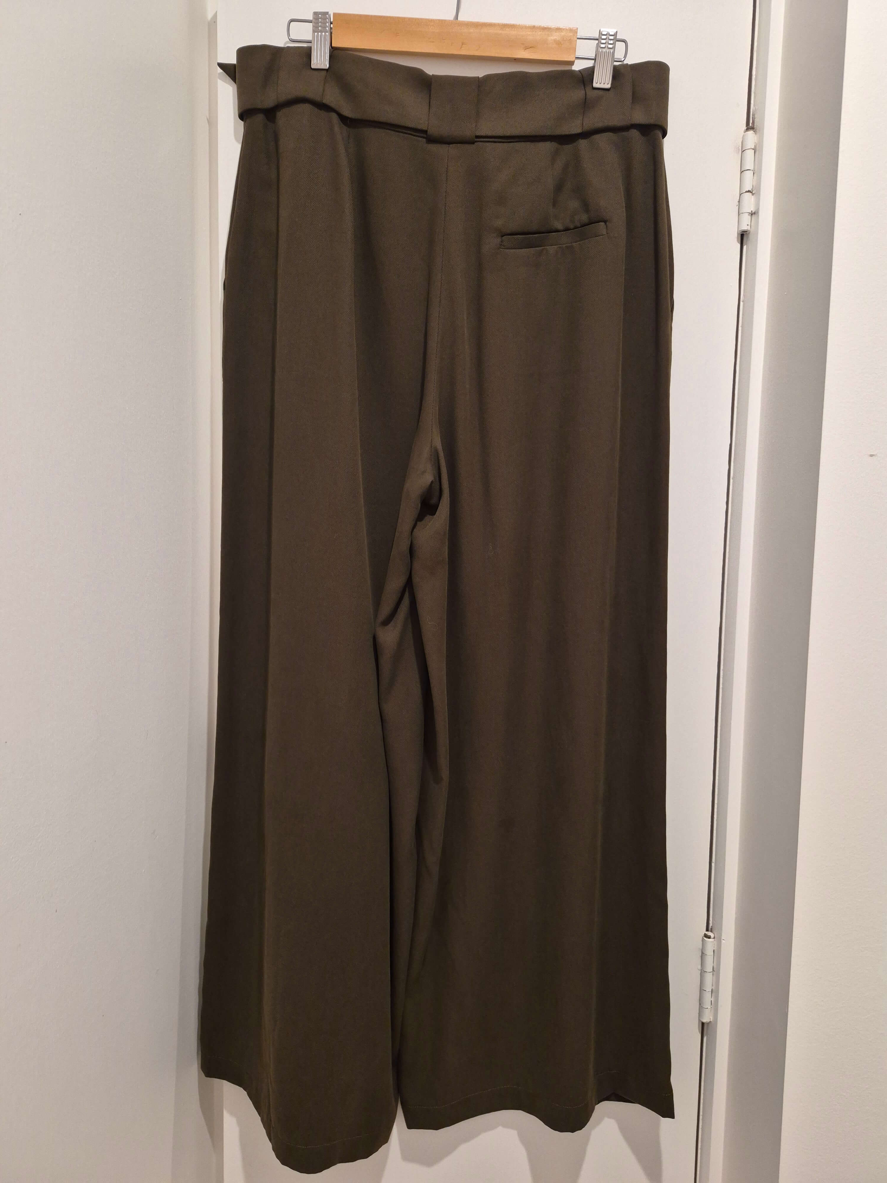 Max Wide Leg Pants | Size 12