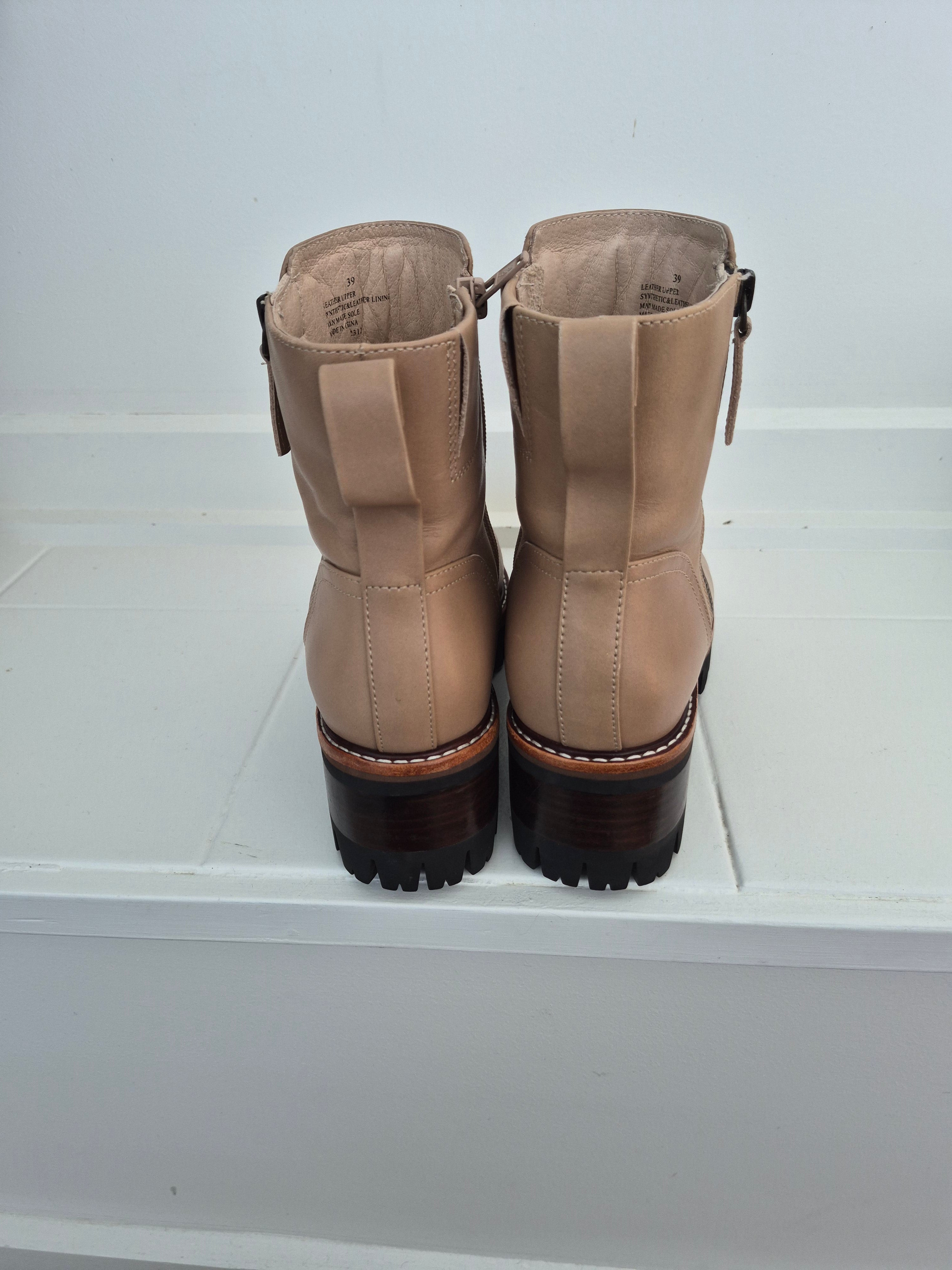 Isabella Anselmi Ankle Boots | Size 39