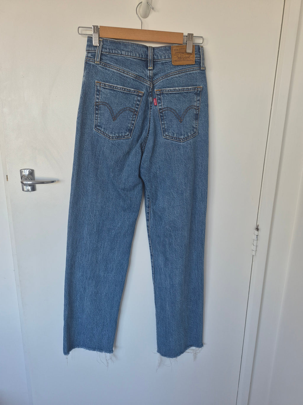 Levis Ribcage Straight Jeans | Size 26