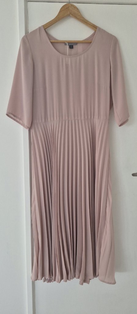 Charmaine Reveley Champagne Dress | Size 10