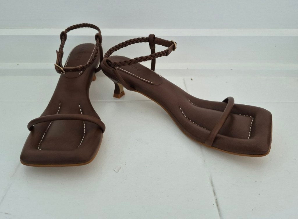 La Tribe New Brown Kitten Heels | Size 39