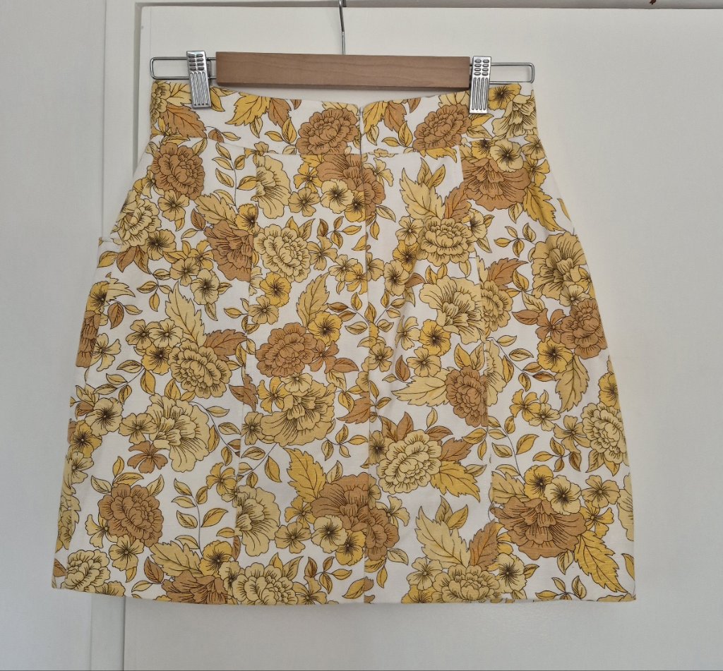 Shona Joy Mini Skirt | Size 10