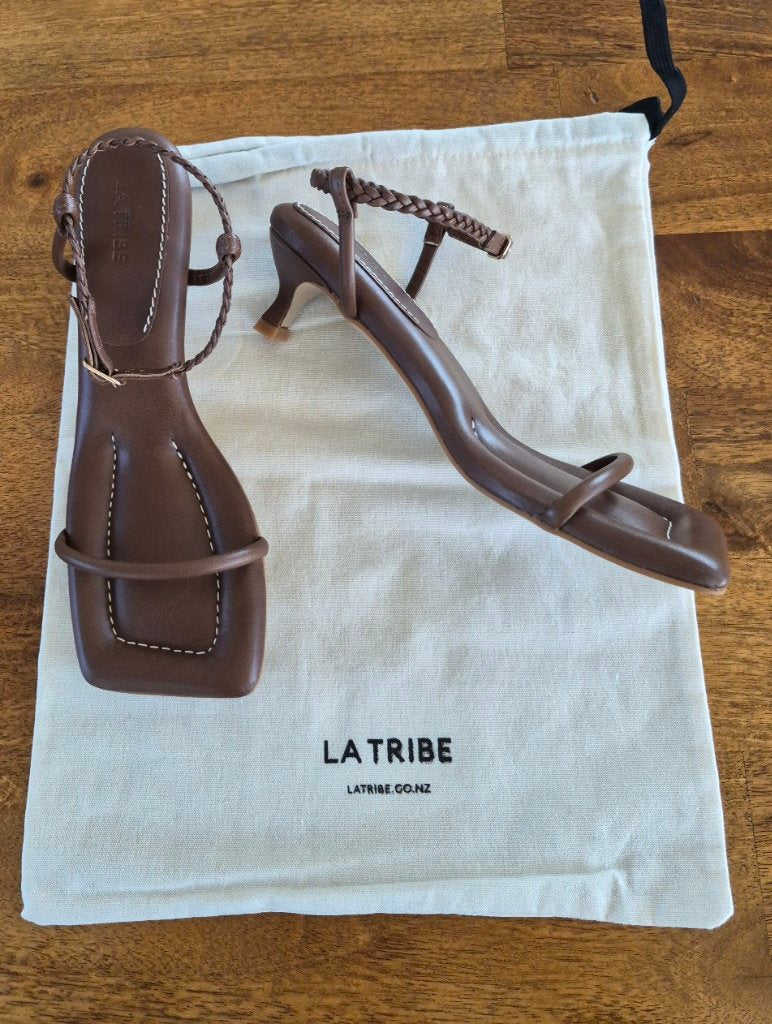 La Tribe New Brown Kitten Heels | Size 39