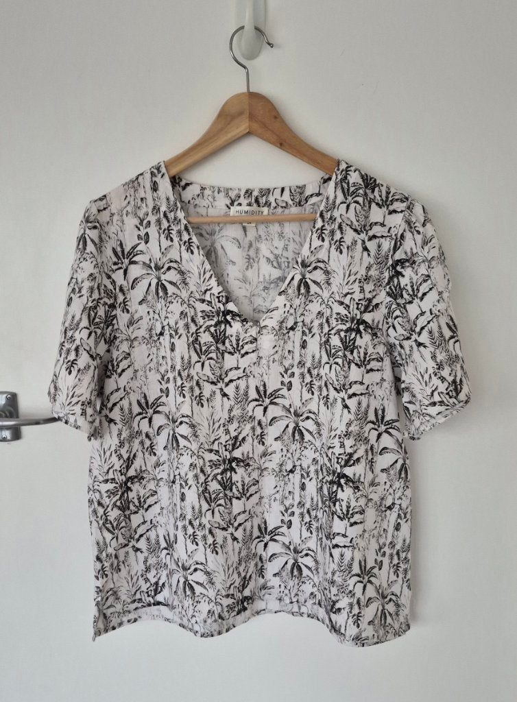 Humidity Linen Top | Size 14