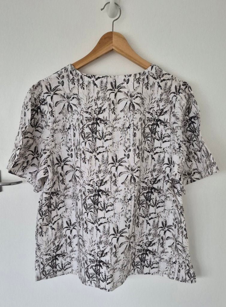 Humidity Linen Top | Size 14