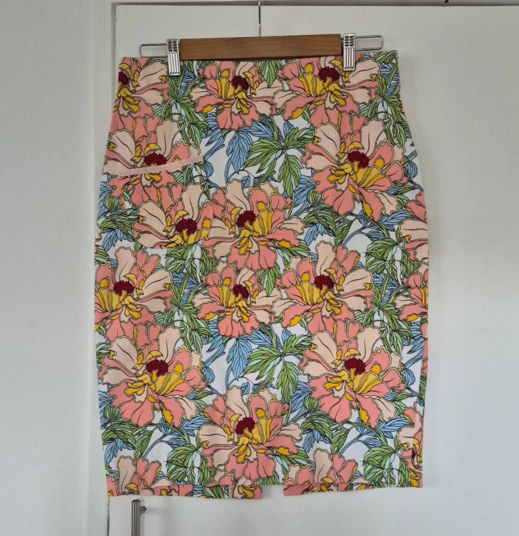 Front view of Bettie Monroe Skirt Size M, preloved designer clothing at Copper & Cotton