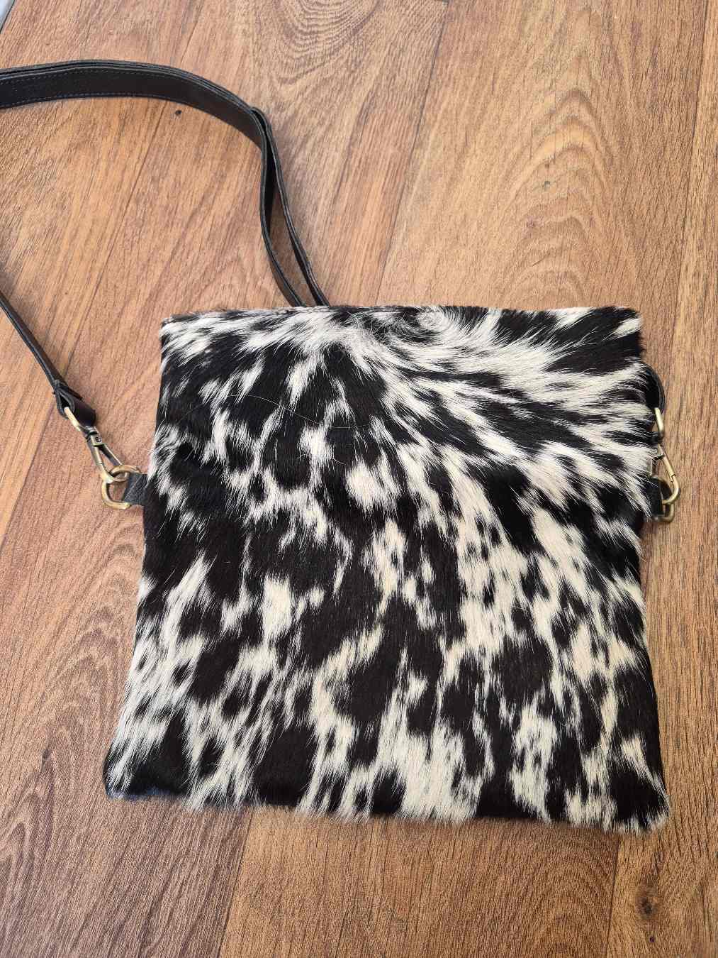 Furmoo Crossbody Bag