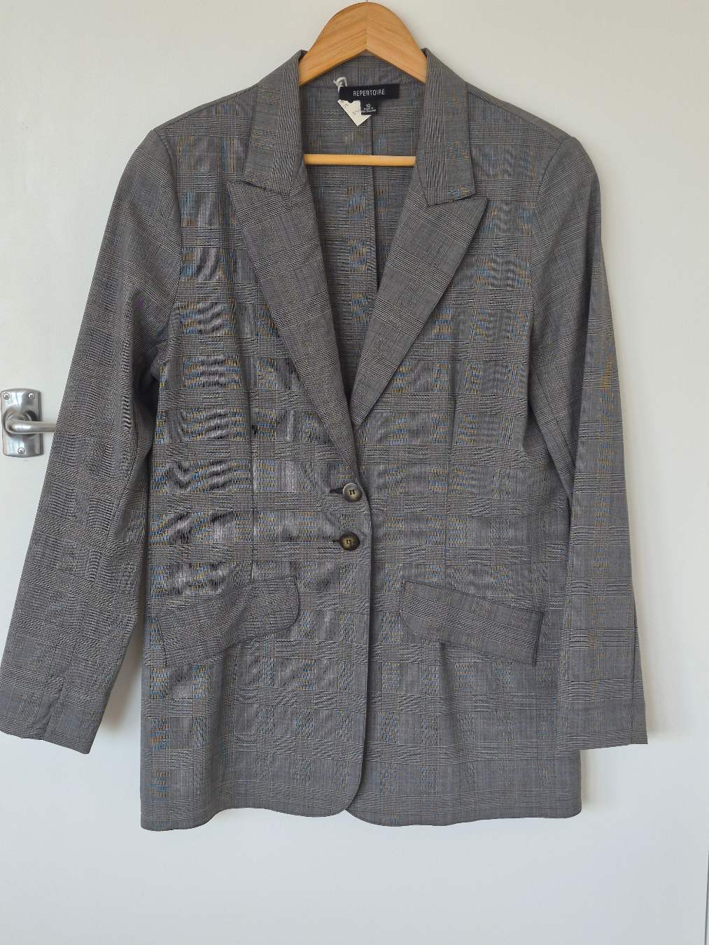 Front view of Repertoire Blazer Size 10, preloved designer clothing at Copper & Cotton