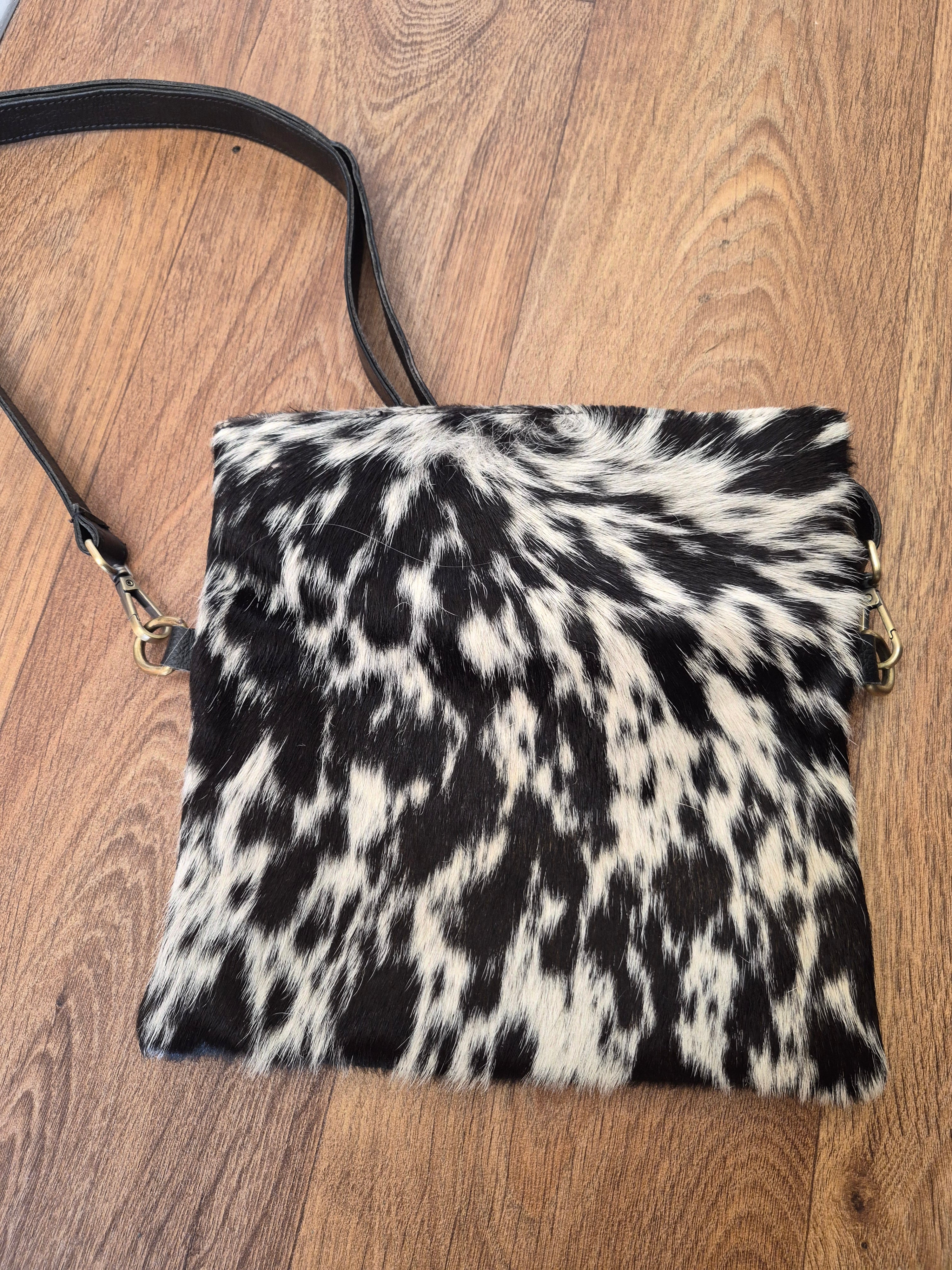 Furmoo Crossbody Bag