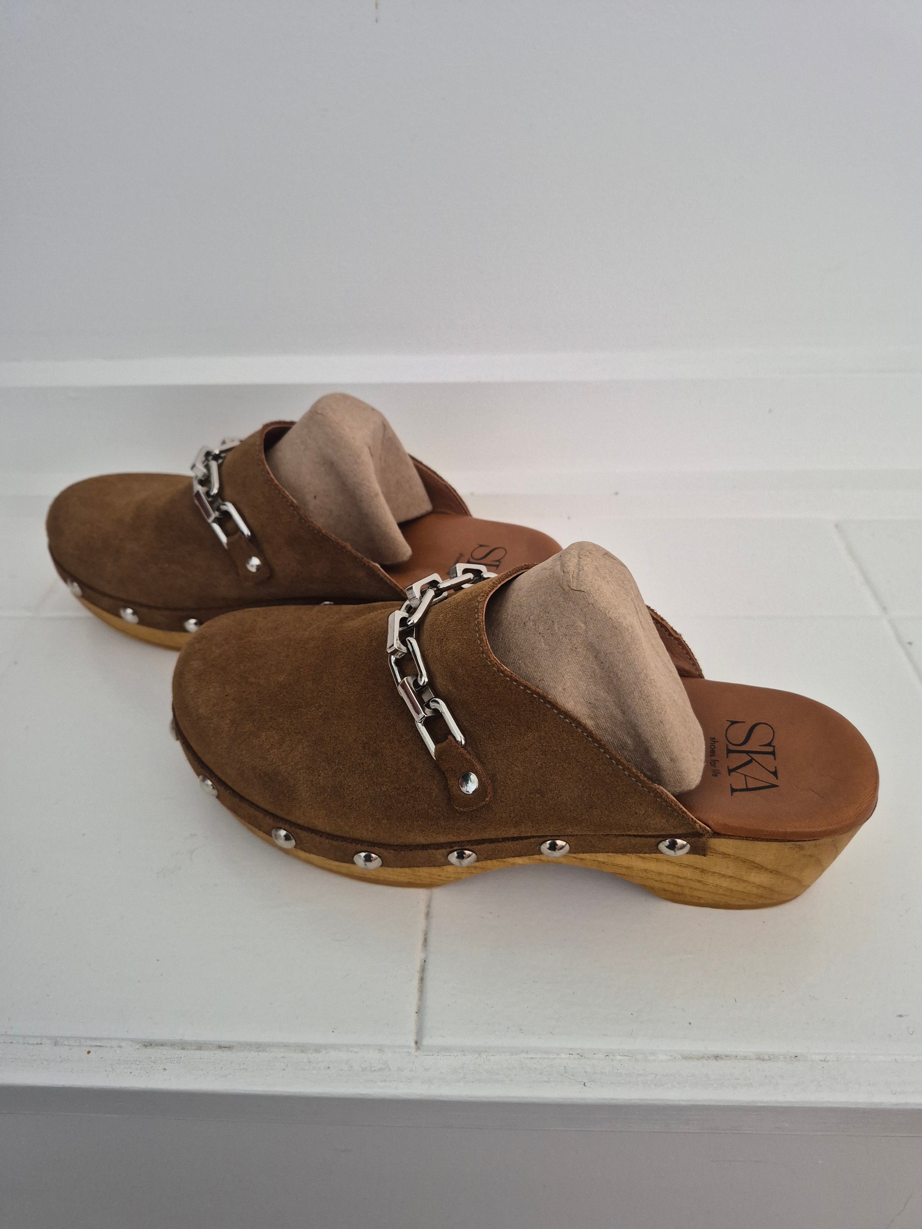 SKA Clogs | Size 38
