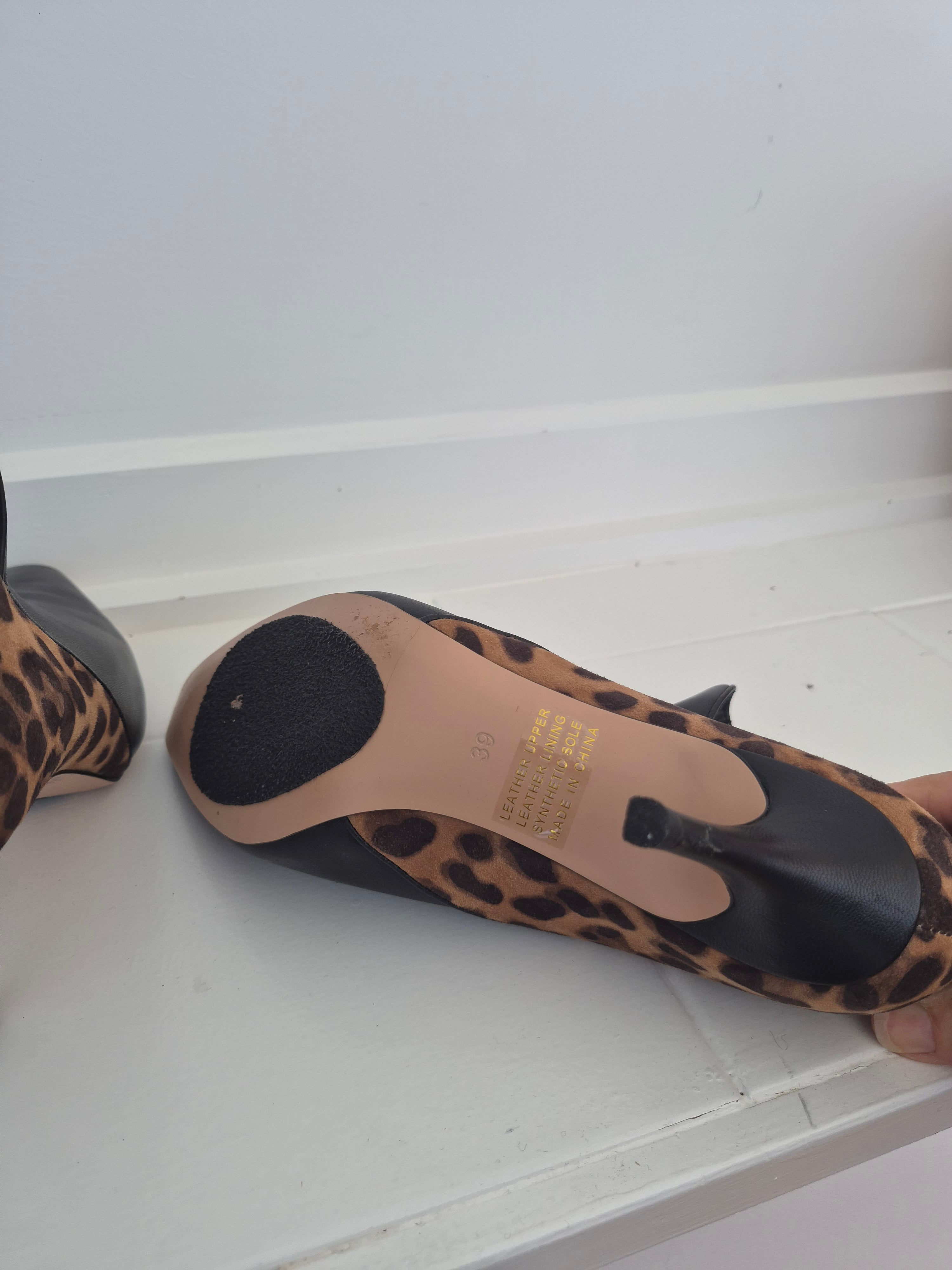 Silent D Ankle Boots | Size 39