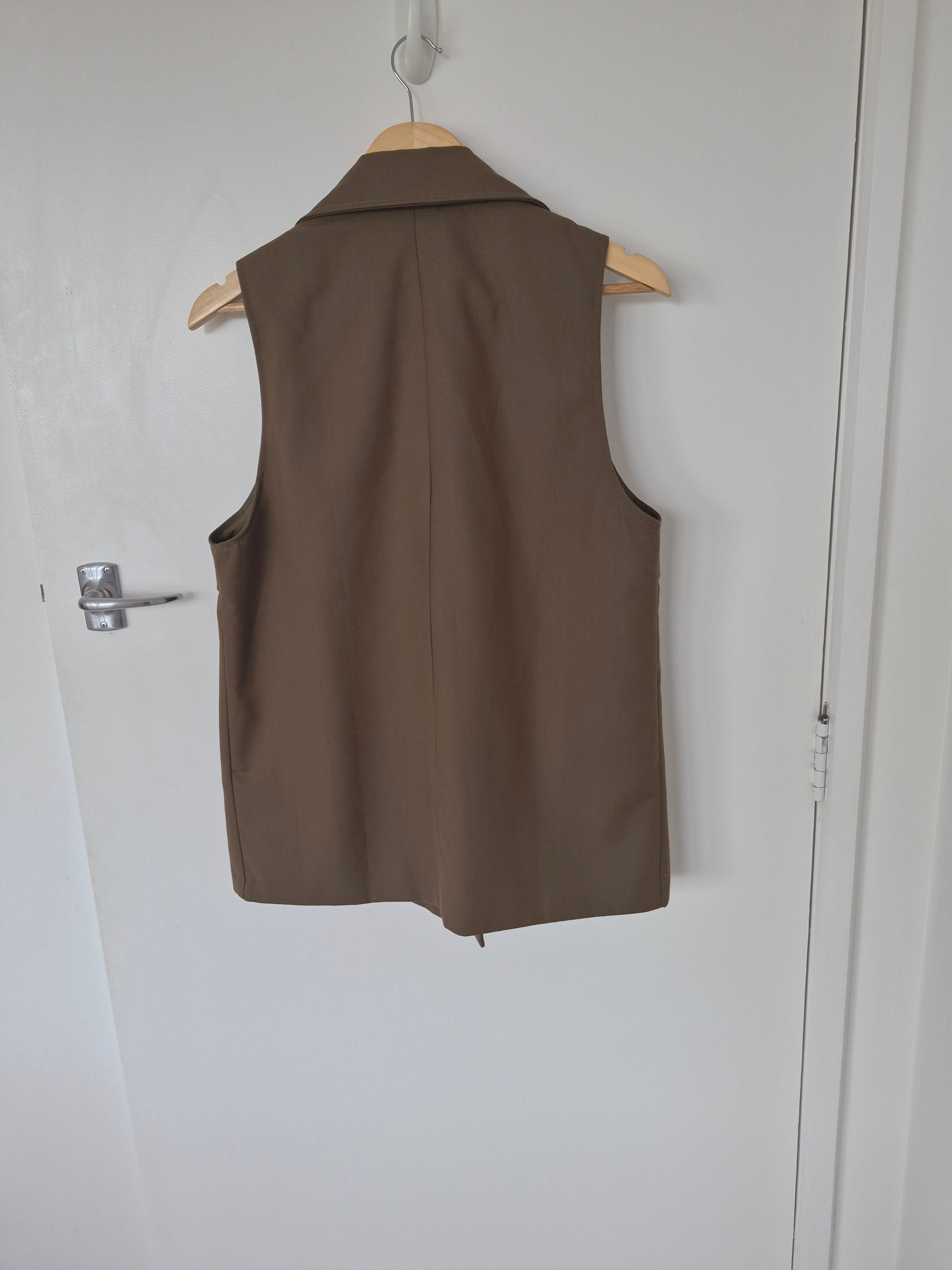 6DU Shop Khaki Vest | Size M