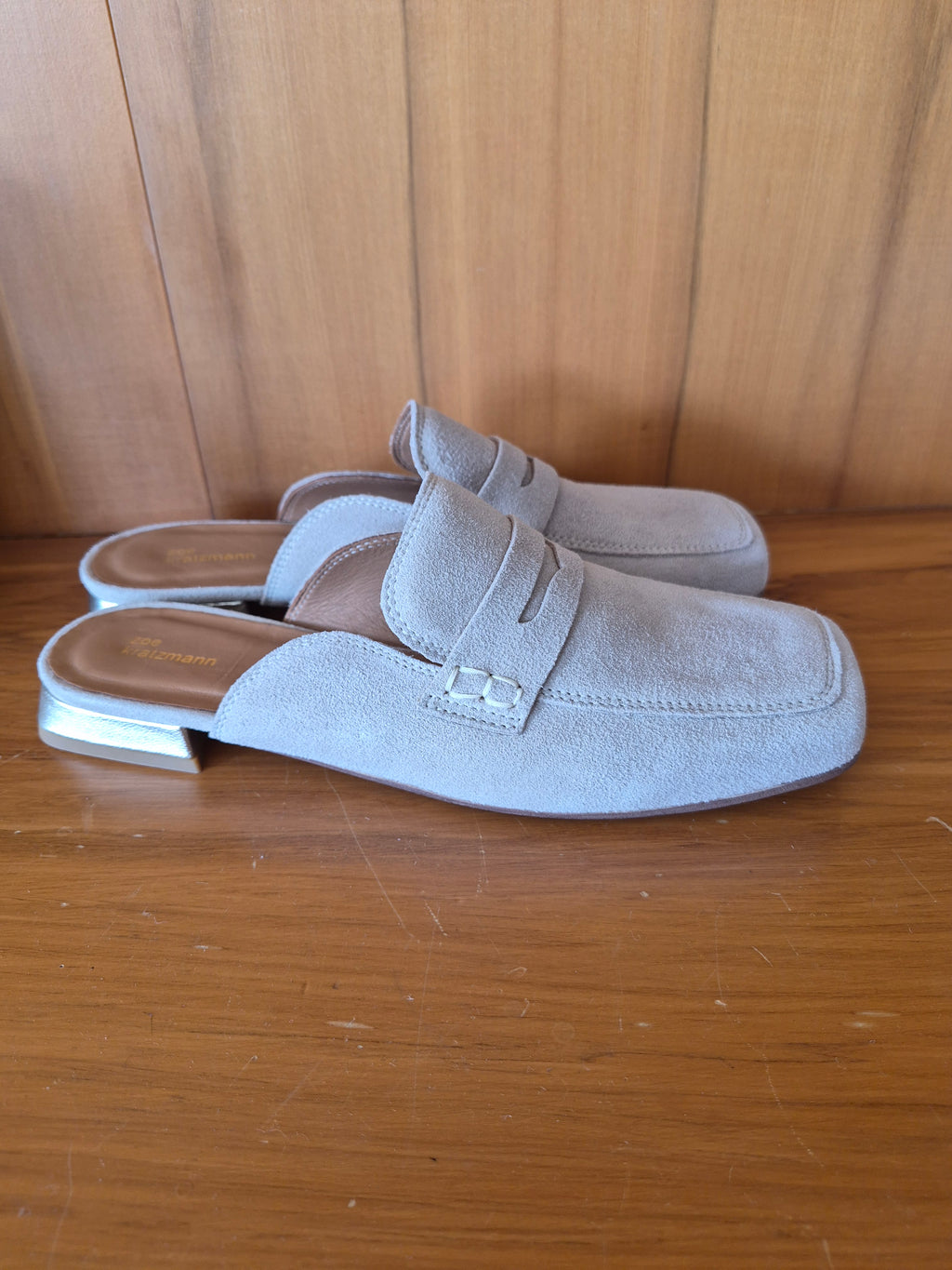 Zoe Kratzmann Slides \ Size 37