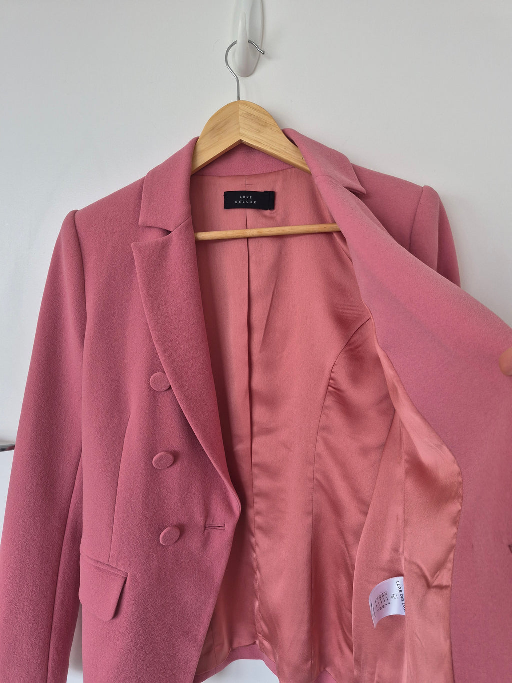 Luxe Deluxe pink blazer | Size 8