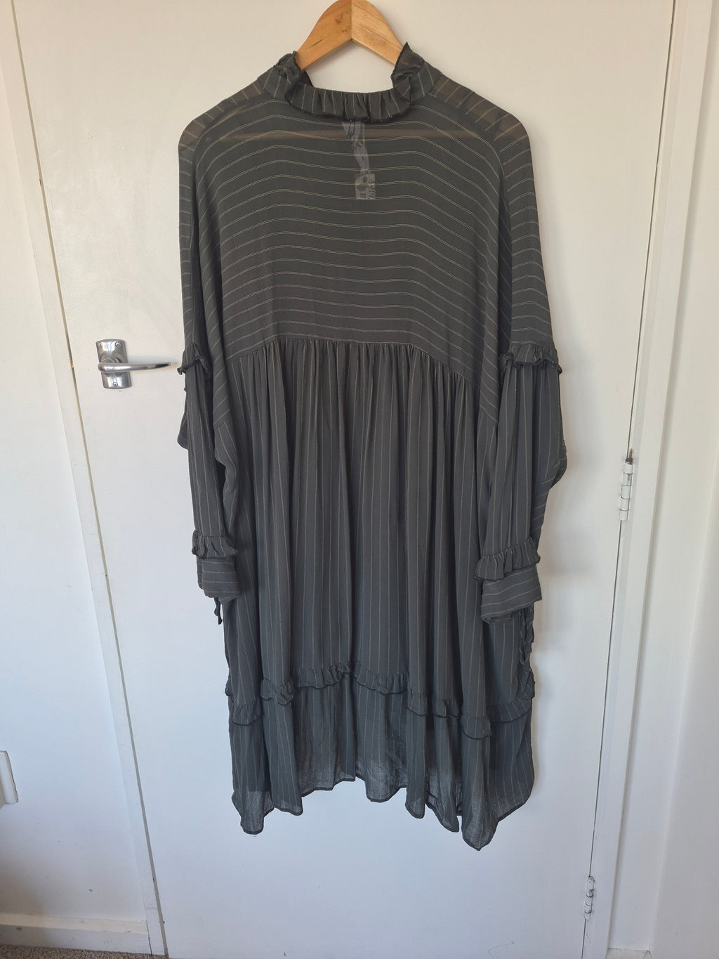 Maude Dainty Dress | Size L