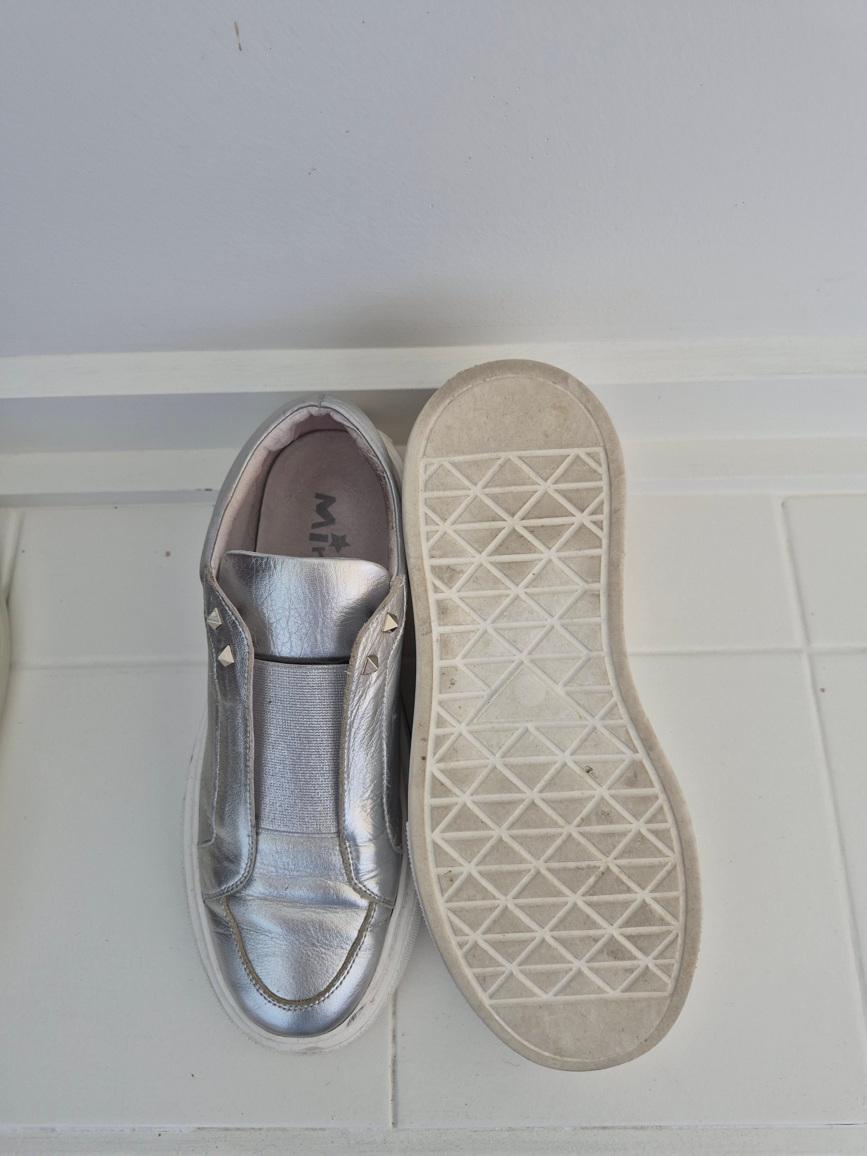 Minx Sneakers | Size 39