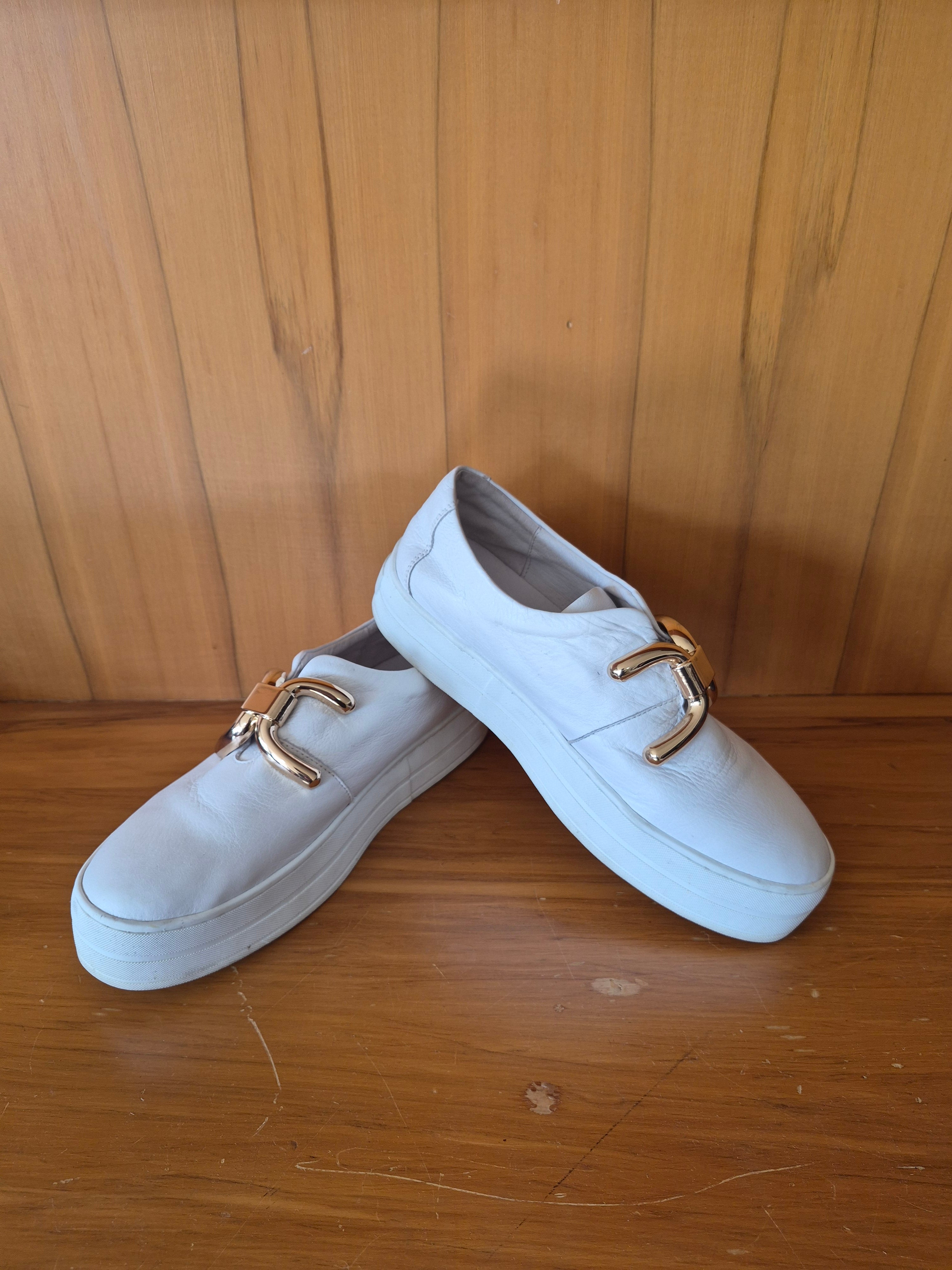 Django & Juliette White Sneaker | Size 40