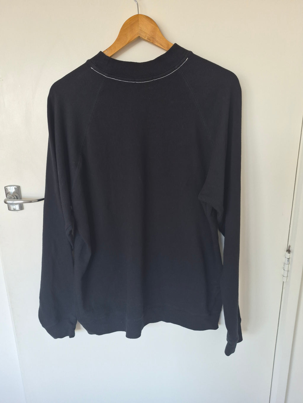 Bassike Black Sweatshirt | Size M
