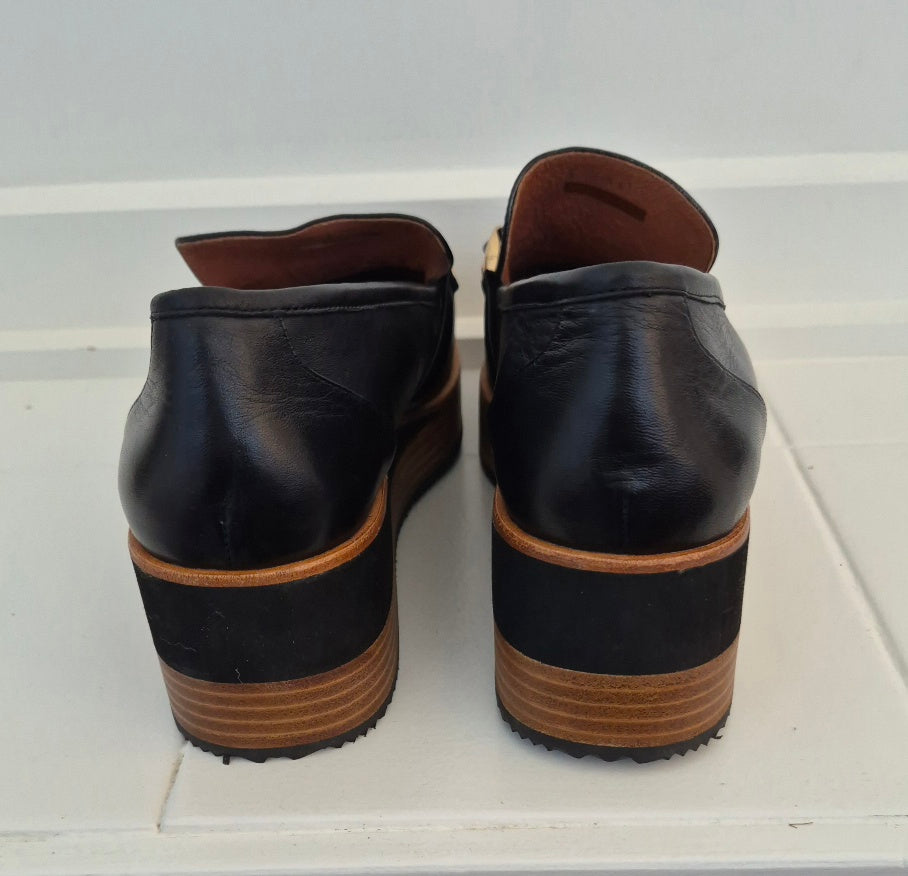 Bresley Stein Black Loafer | Size 41