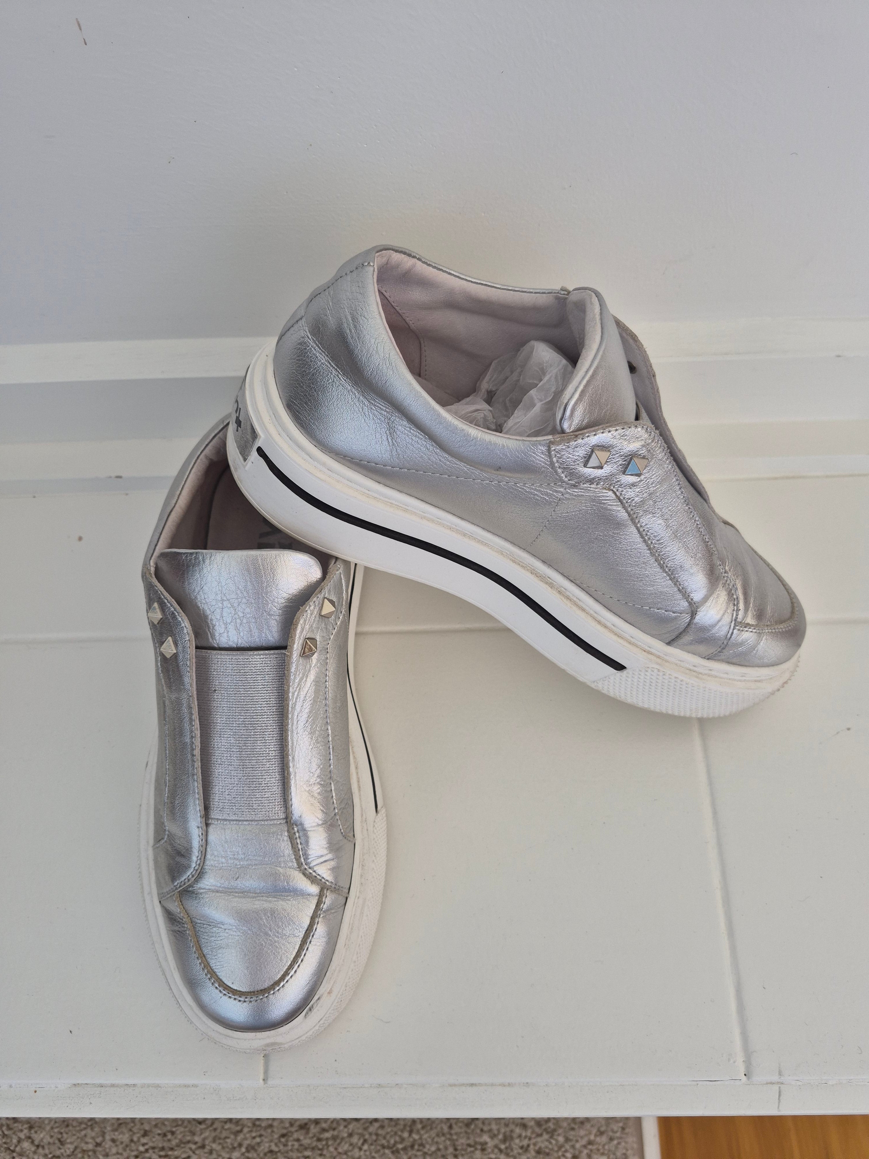 Minx Sneakers | Size 39