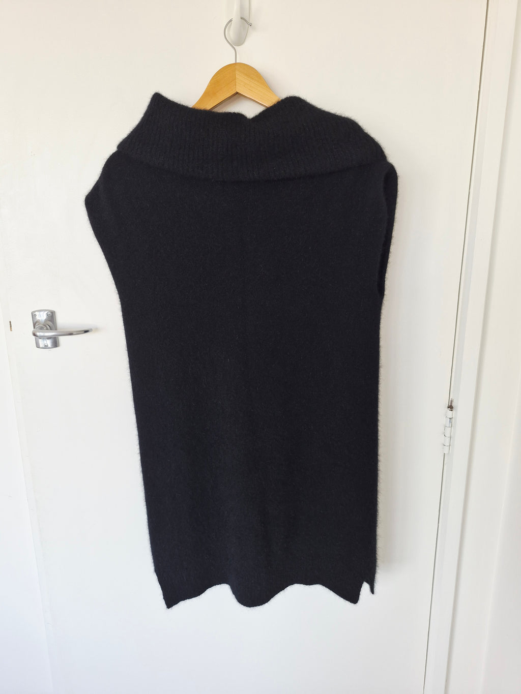 Zinnity Possum Merino Vest | Size XL