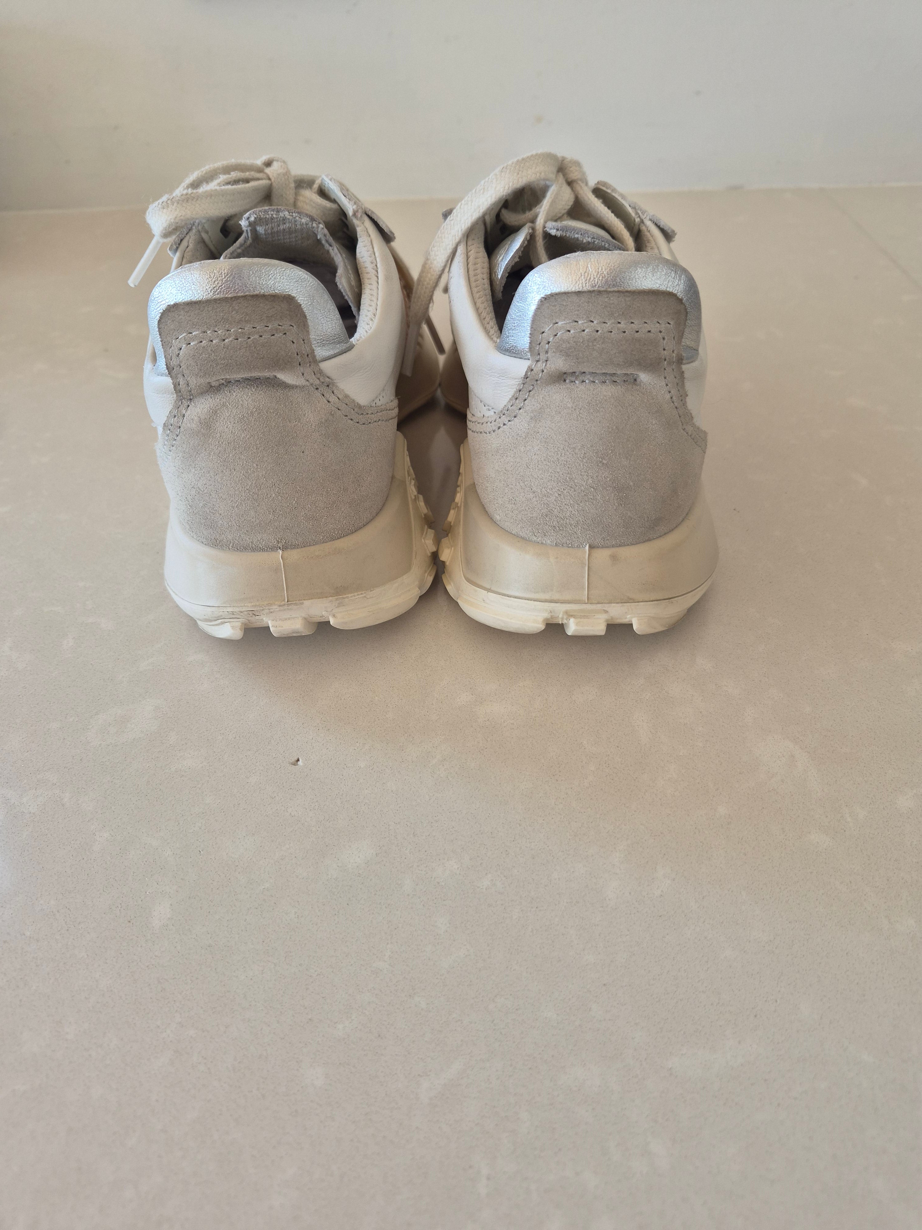 Ecco Sneakers | Size 38