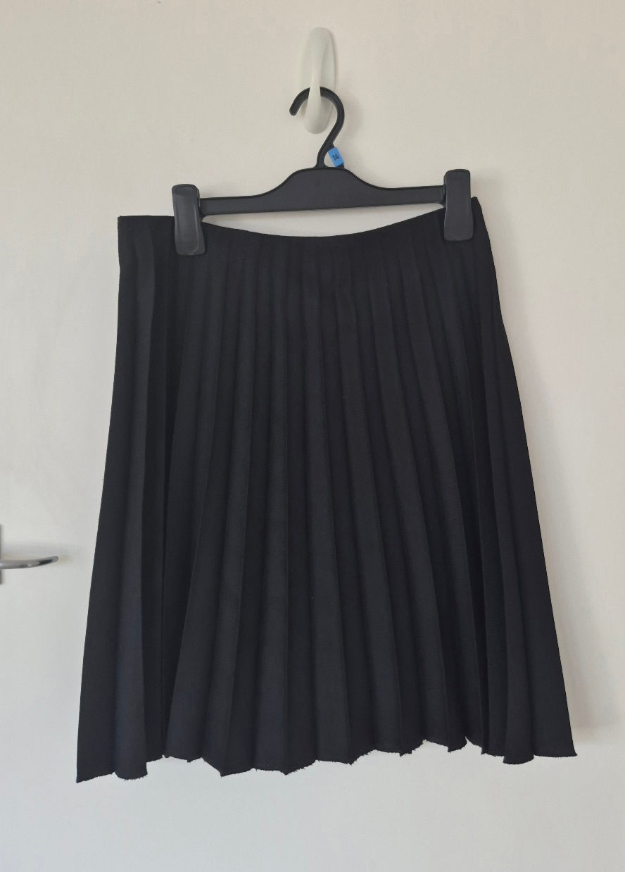 Vintage Zambesi Black Pleated Skirt | Size 10/12