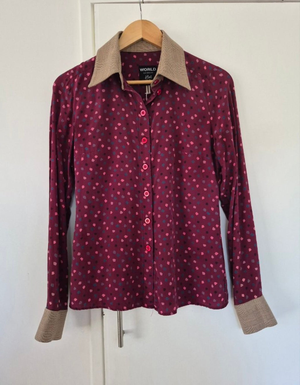Front view of World Silk Shirt 2011 Sz S/M, preloved designer clothing at Copper & Cotton