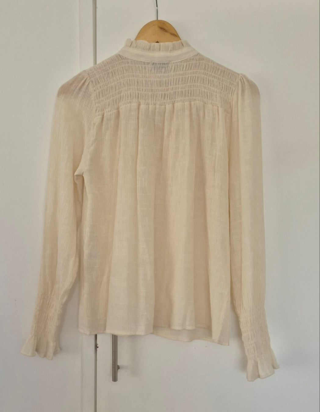 Front view of Zoe Kratzmann Shirt Size 0, preloved designer clothing at Copper & Cotton